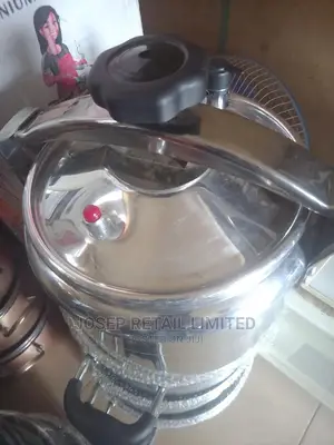 Photo - Pressure Pot Open Box
