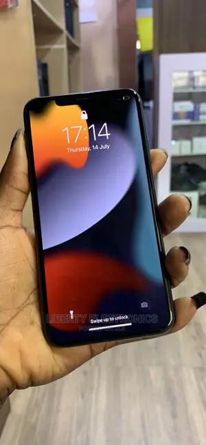 Photo - Apple iPhone 11 Pro Max 256 GB Black