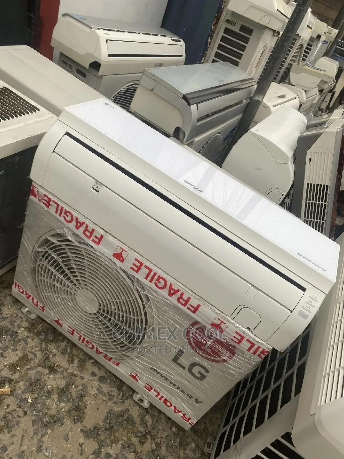 Korean Used LG 1.5hp Inverter v AirConditioner in Ejigbo Home