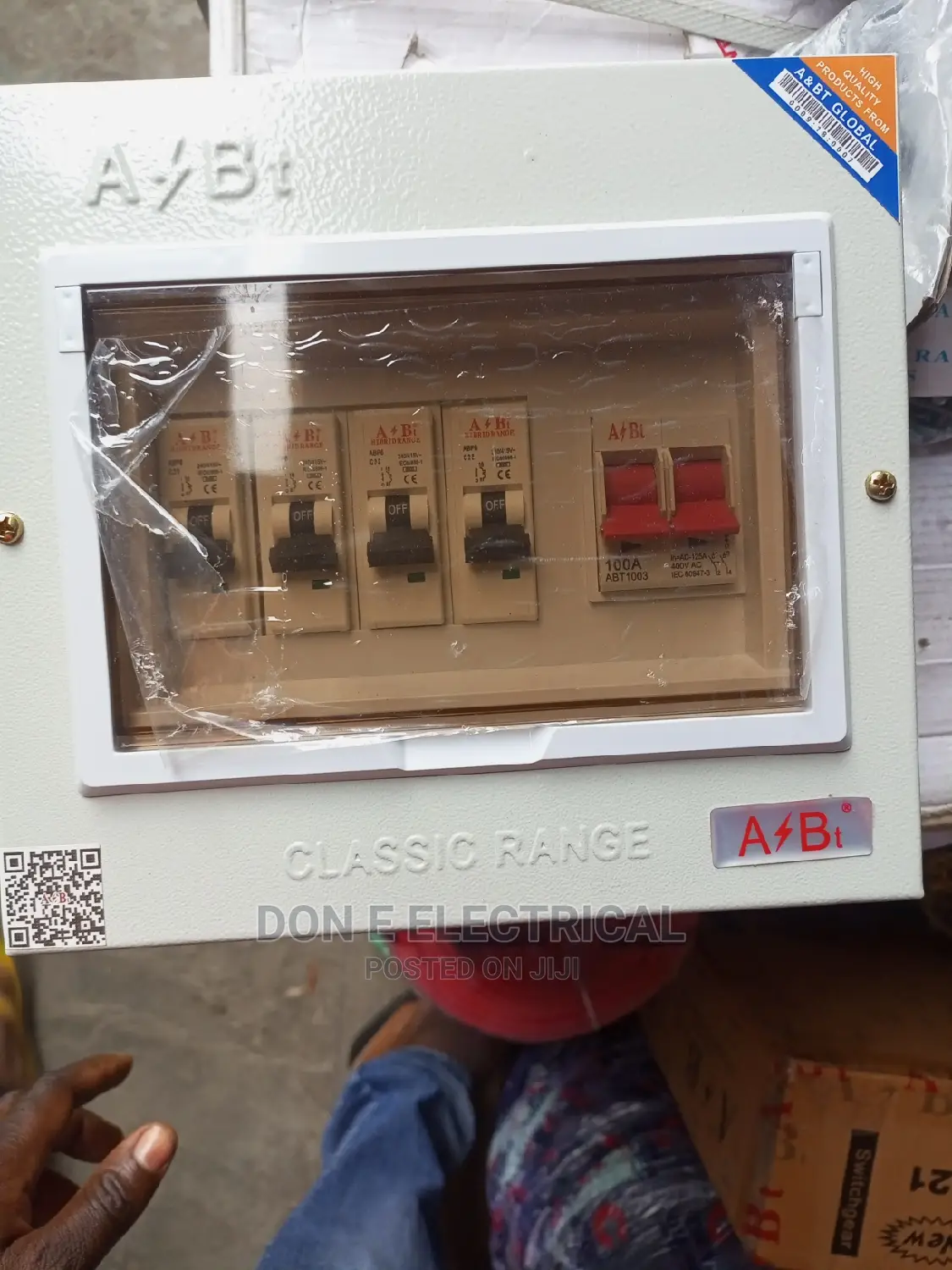 D4 Distribution Board in Lagos Island (Eko) Electrical Equipment