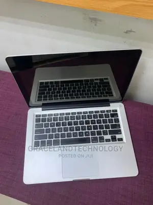 Photo - Laptop Apple MacBook Pro 2010 4GB Intel Core 2 Duo HDD 250GB