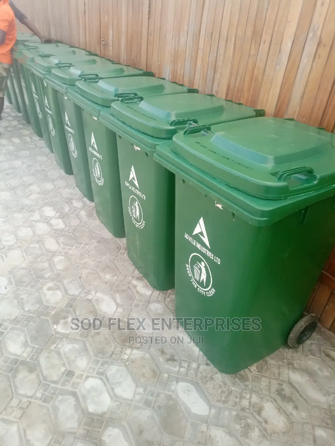 240 Liters Waste Bin in Lagos Island (Eko) Garden Supplies, Sod Flex