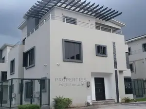 Photo - 5bdrm Duplex in Zone B for Rent