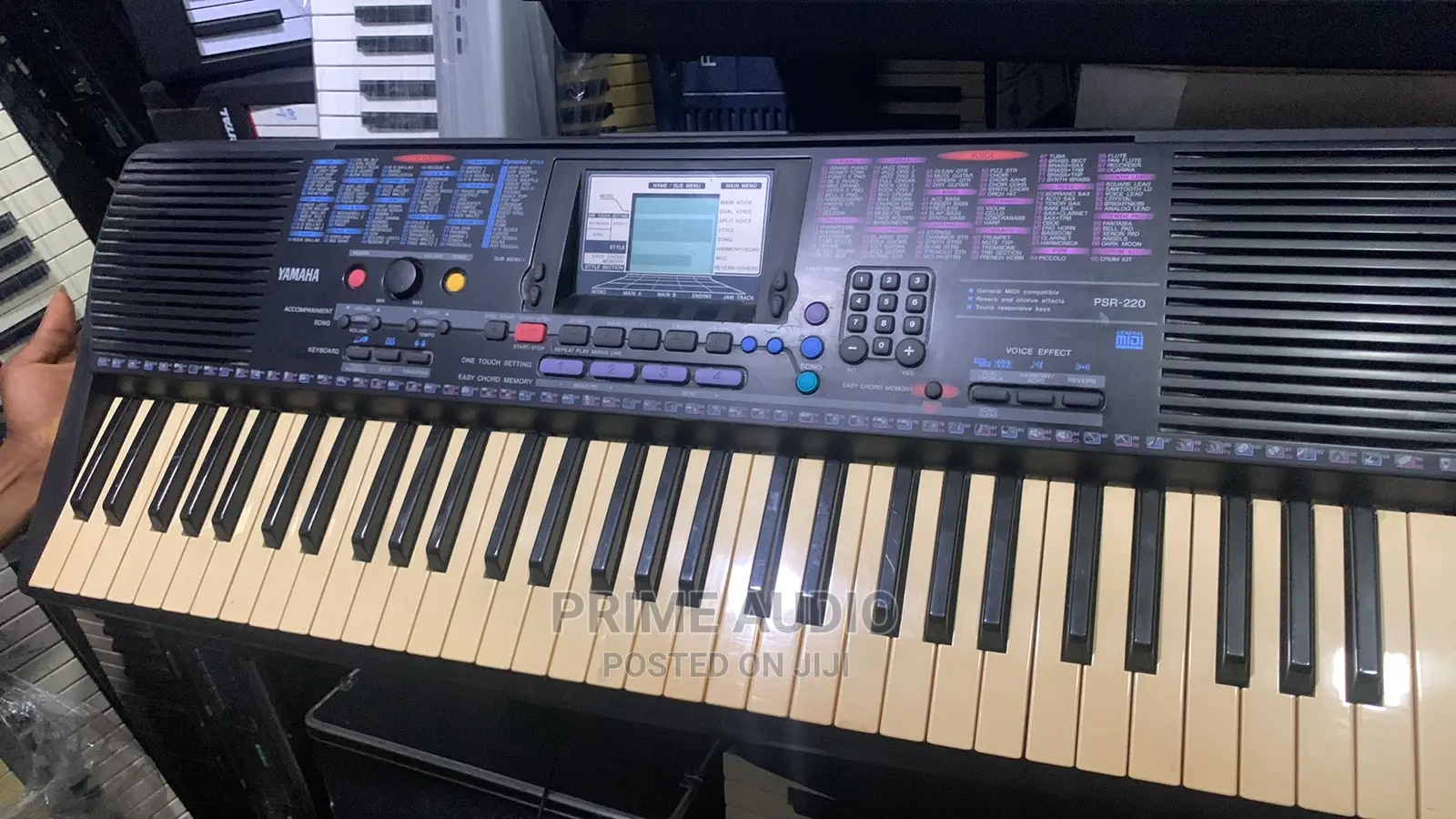 Yamaha PSR 220 UK Used Electric Keyboard in Ojo Musical Instruments