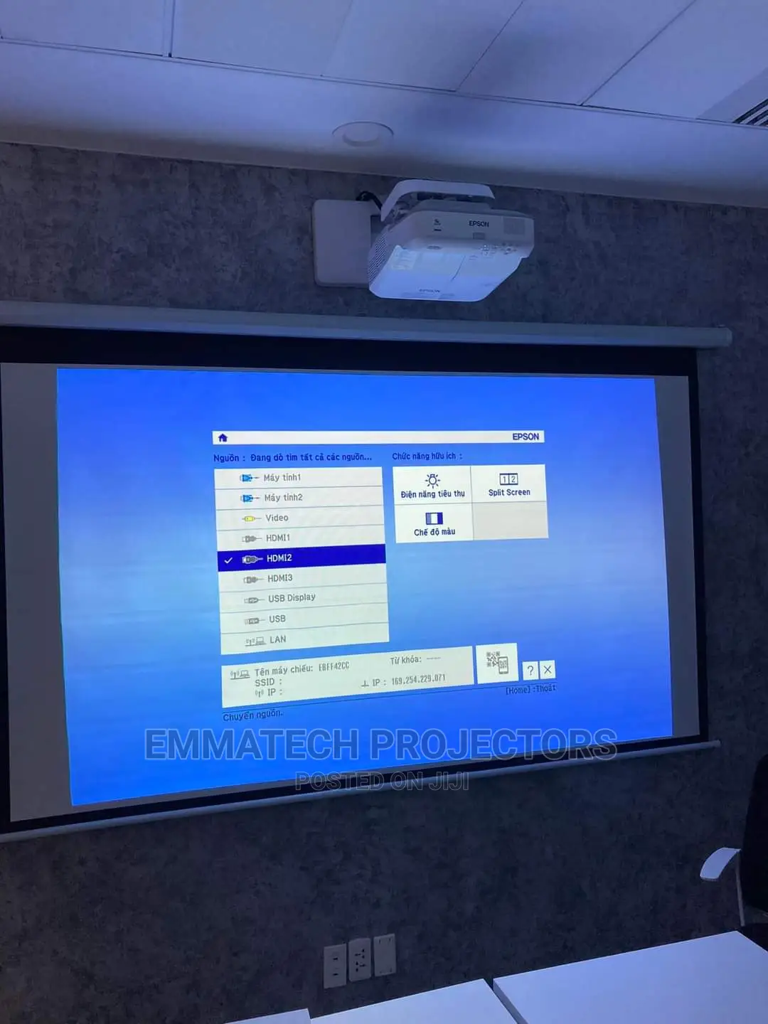 Ultra Short Throw Projectors in Ikeja TV & DVD Equipment