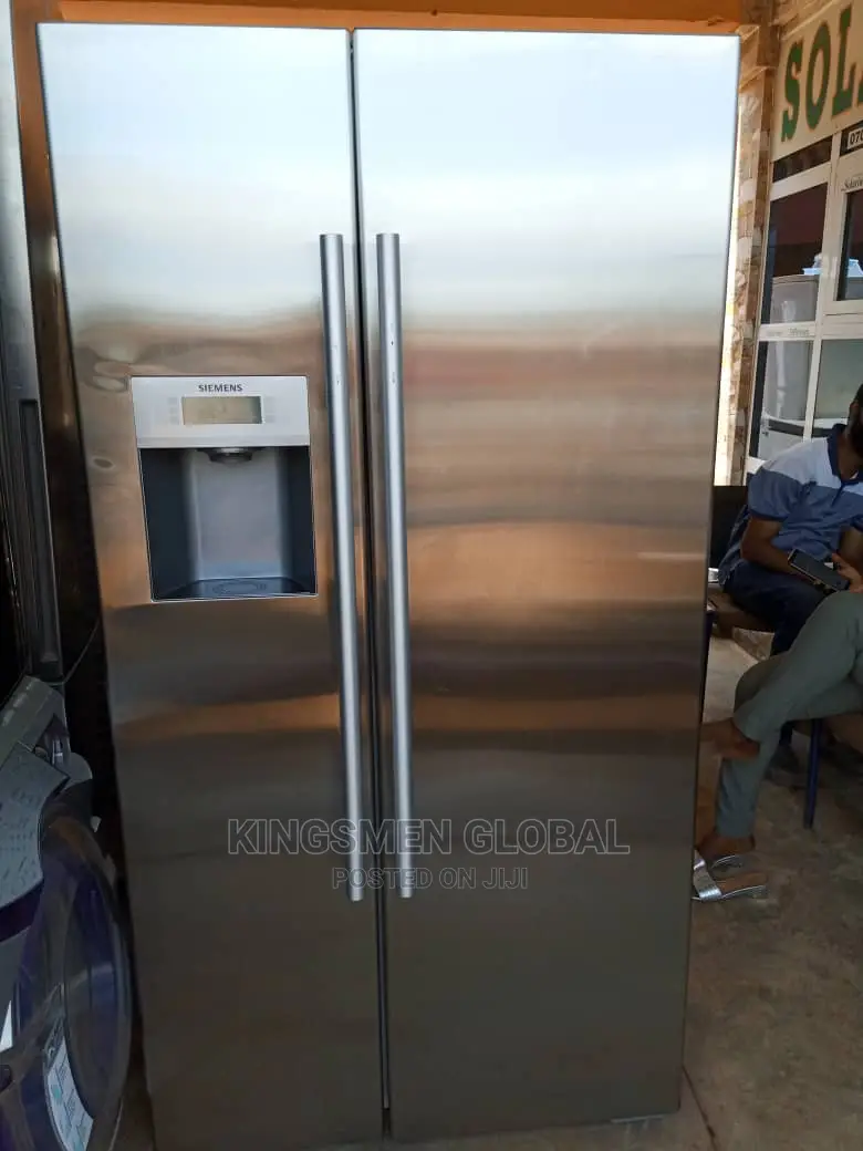 Siemens Low Energy American Style SidebySide Refrigerator in Ikorodu