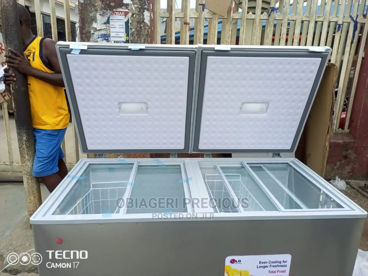 LG Deep Freezer 500 Litres in Ojo Kitchen Appliances, Obiageri Precious Jiji.ng