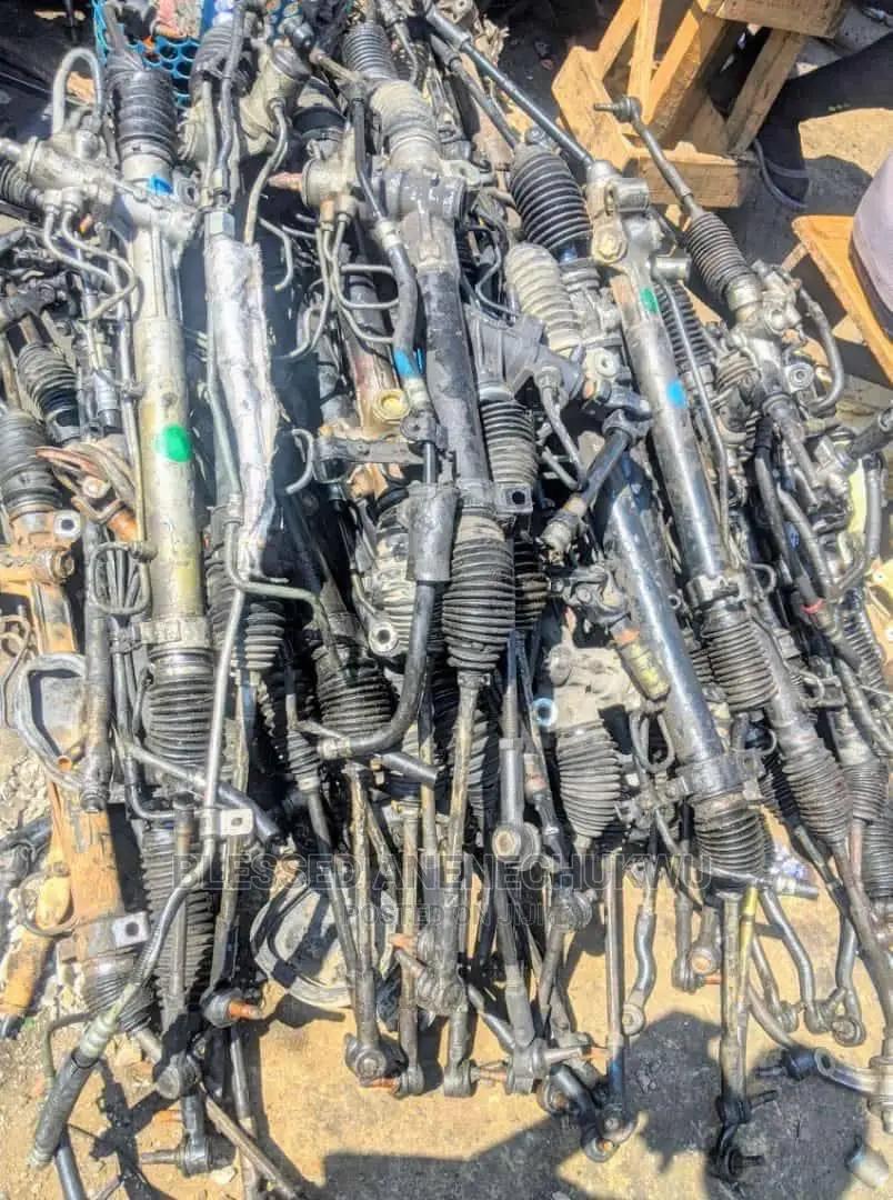 Steering Rack for Toyota Sienna 2000 Model in Mushin Vehicle Parts