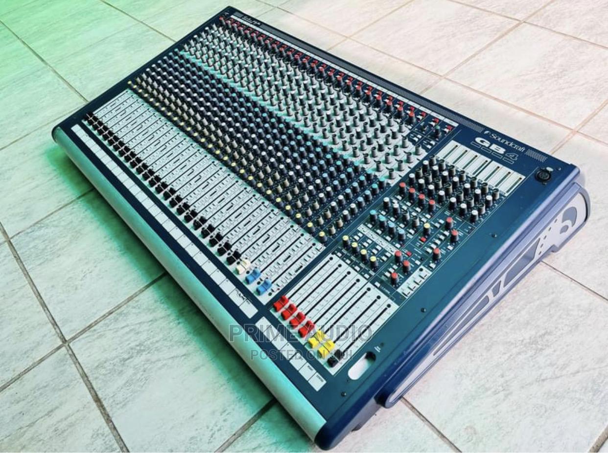 Soundcraft GB4 24 Channels Analog Mixer Console in Ojo Audio & Music