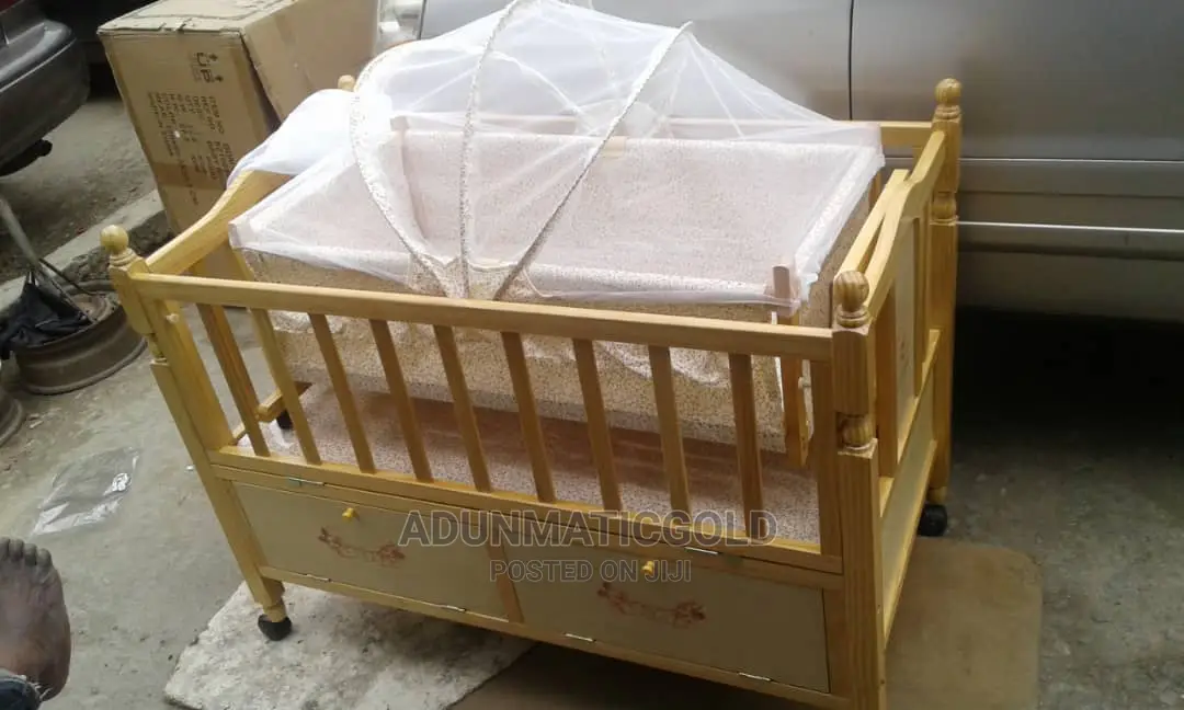 Baby Wooden Cot in Lagos Island (Eko) Children's Furniture