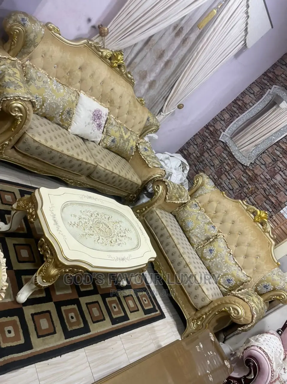 Quality 7 Seater Living Room Fabric Made Sofa Chair. in Ikeja