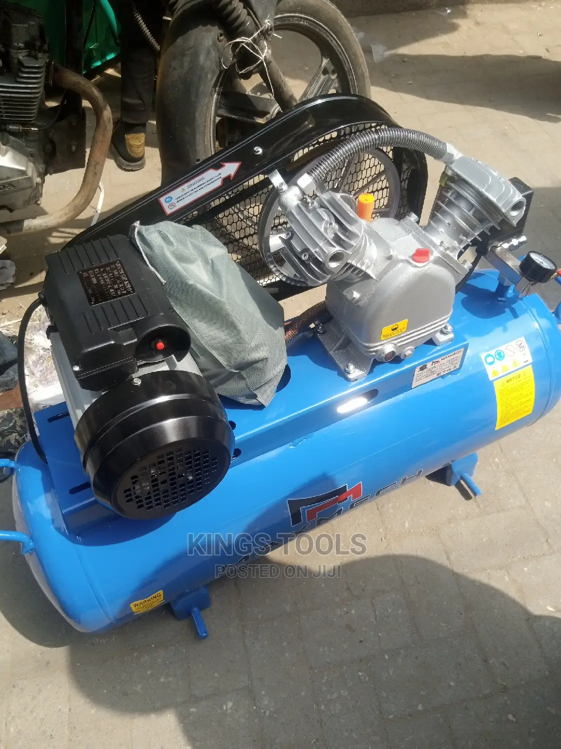 100L Air Compressor Machine in Lagos Island (Eko) Vehicle Parts