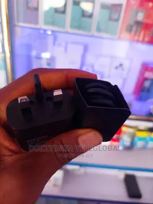 Photo - Samsung 25W Super Fast Charger PD Super Fast Charging Power