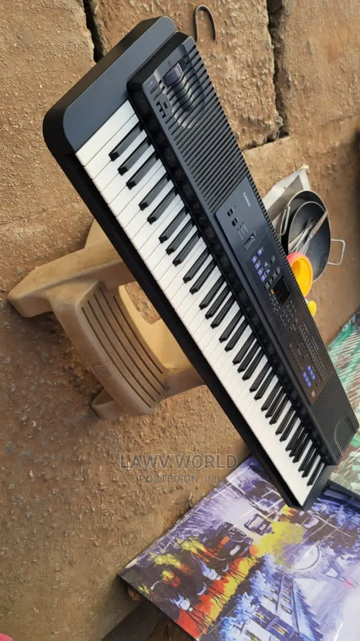 Professional Casio Wk1500 Piano Keyboard in Lagos Island (Eko