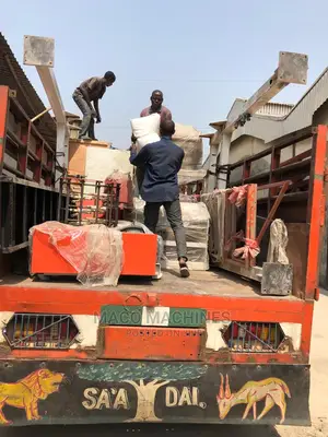 Photo - Automatic Extruder Nylon Film Blowing Machine