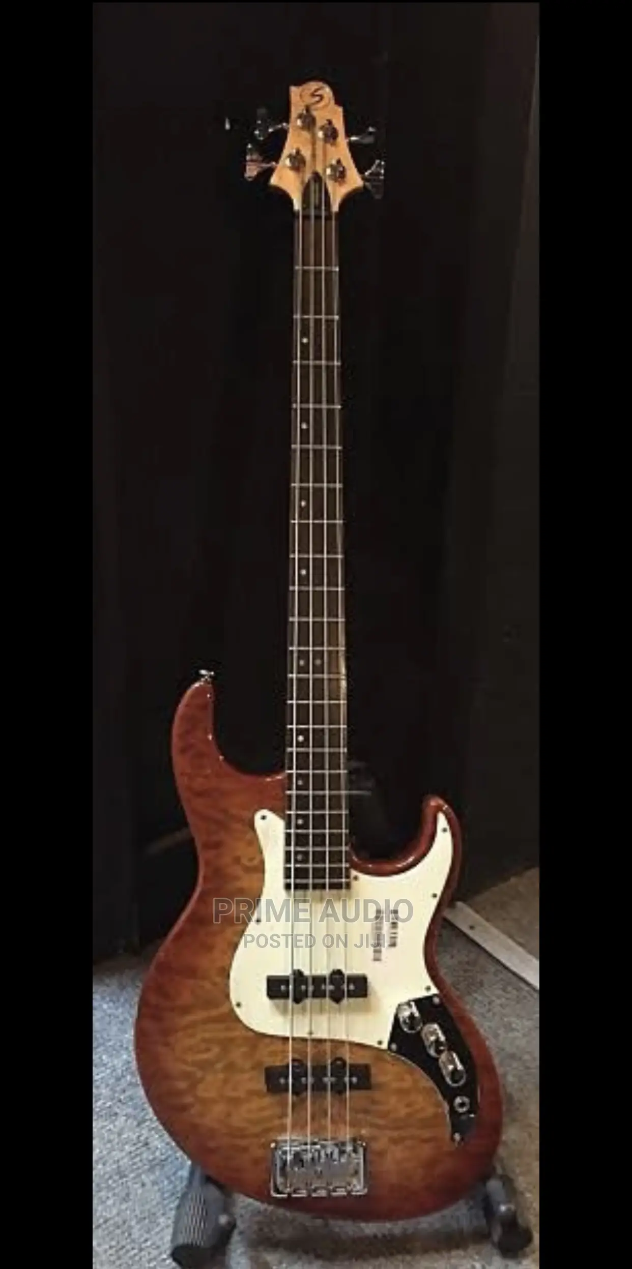 Original Samick Grey Fairlane FN 4 Bass Guitars in Ikeja