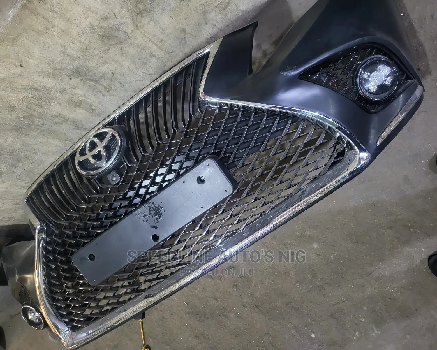 Front Upgrade Bumper Toyota Camry 2007 to 2011 Model in Mushin