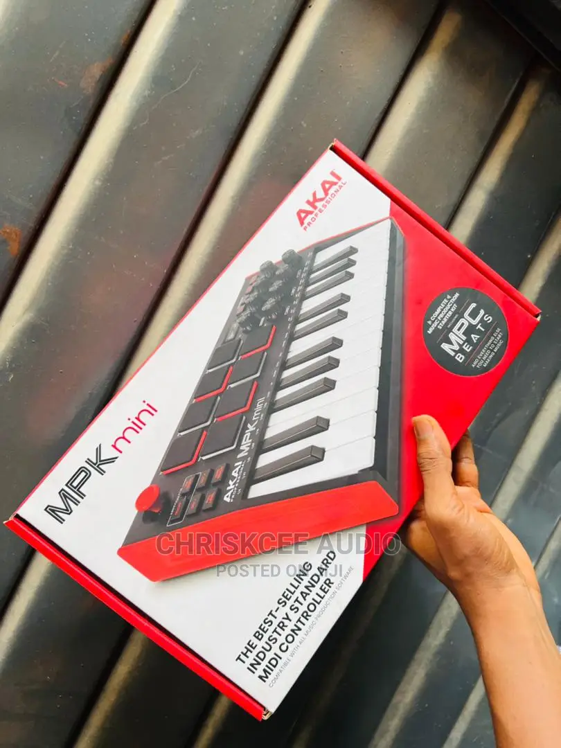 Akai Mini MPK Midi Controller Keyboard in Ojo Musical Instruments