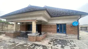 Photo - 4bdrm Bungalow in Ateere Akala Express, Ibadan for Sale