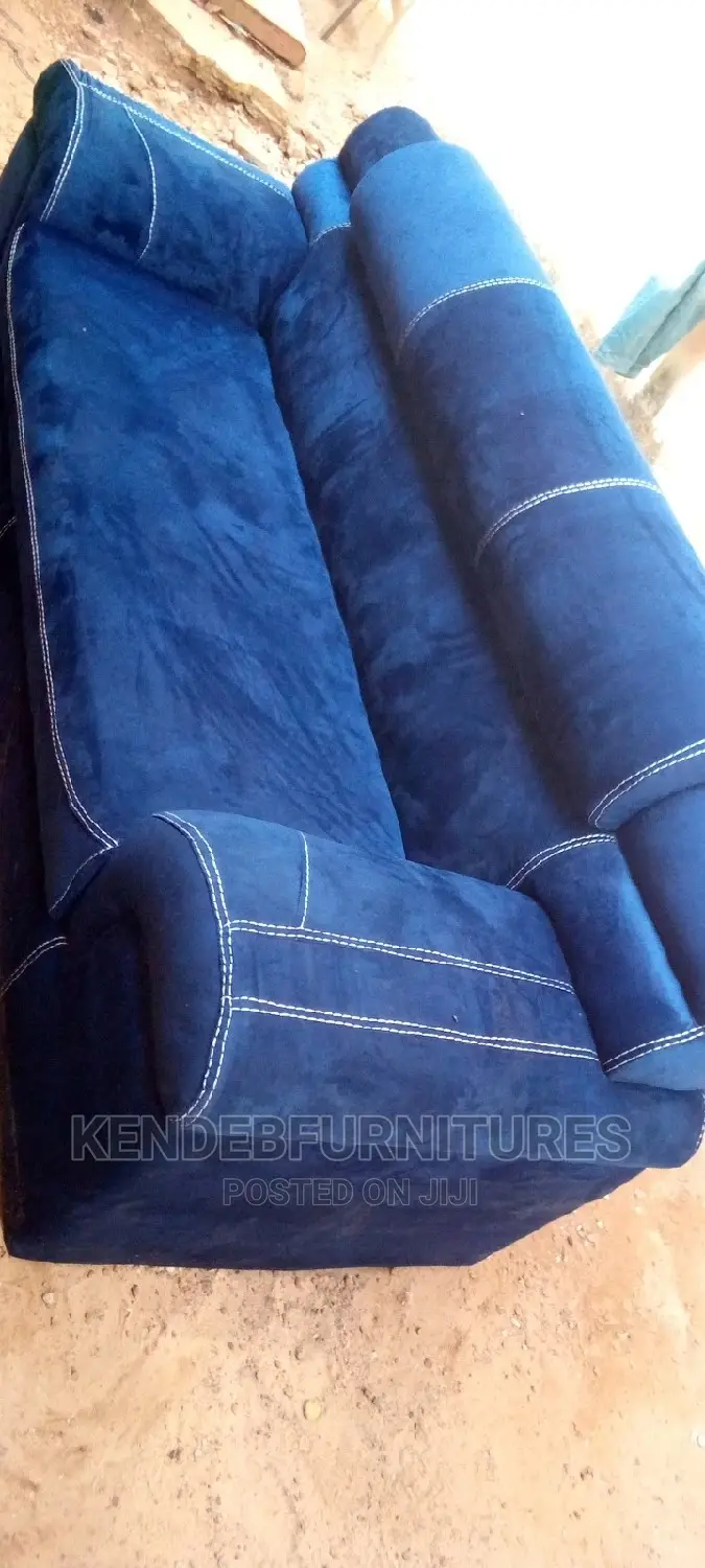 Luxury 7 Seater Living Room Fabric Made Sofa Chair. in Enugu