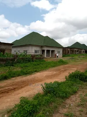 3bdrm Bungalow in Sahara Homes, Karsana for sale