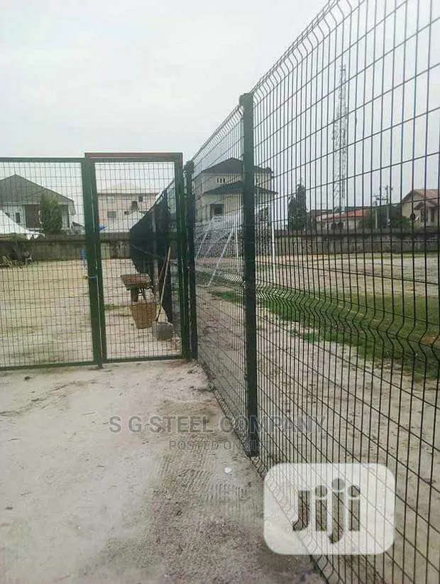 Panel Mesh Fence Wire in Orile Building & Trade Services, Fakayode