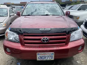 Photo - Toyota Highlander V6 4x4 2005 Red