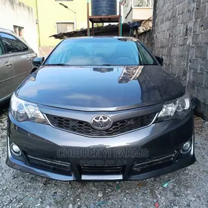 Photo - Toyota Camry 2012 Gray