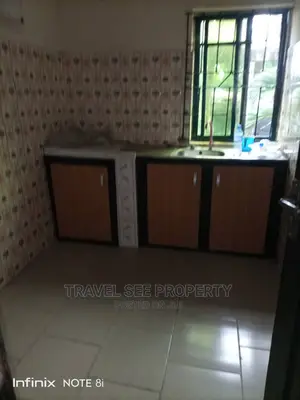 3bdrm Block of Flats in Ibeju Aroromi Road for rent