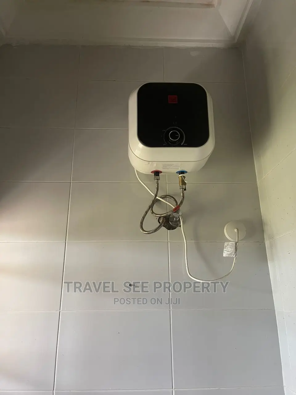 2bdrm Block of Flats in New Roads Awoyaya for rent