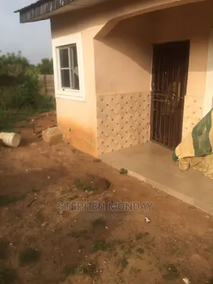 Photo - 1bdrm Chalet in Ilorin South for sale
