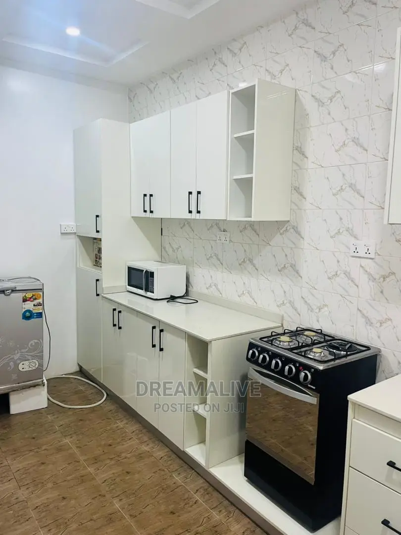 Furnished 4bdrm Duplex in Not In An Estate, Gwarinpa for rent
