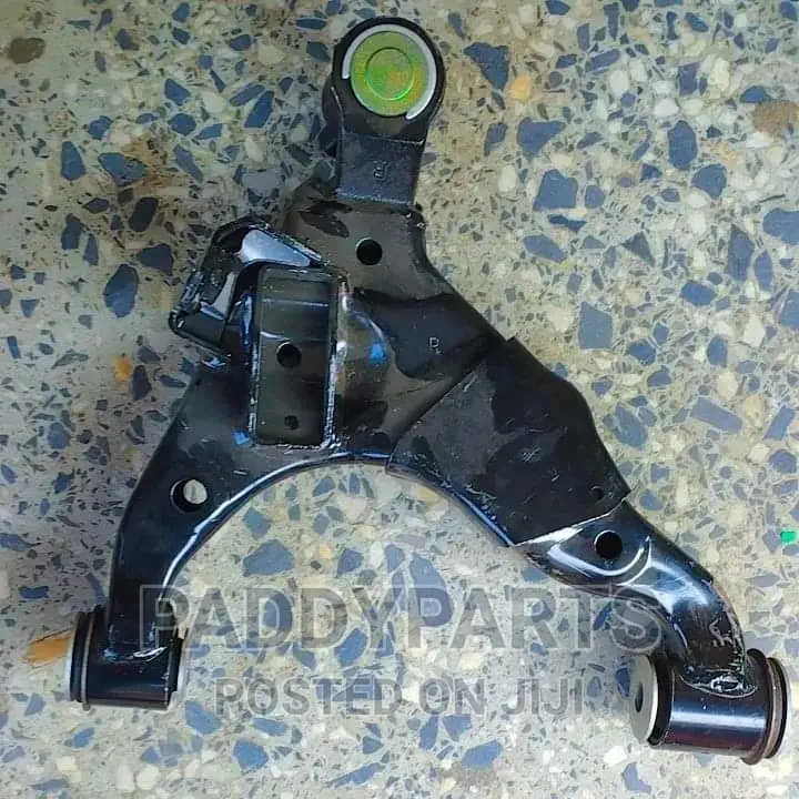 Toyota Fj Cruiser Lower Control Arm in Lagos Island (Eko) Vehicle