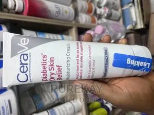 Photo - Cerave Diabetic Dry Skin Relief Moisturizing Cream