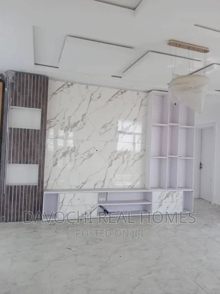3bdrm Apartment in Chevron Drive, Lekki for rent
