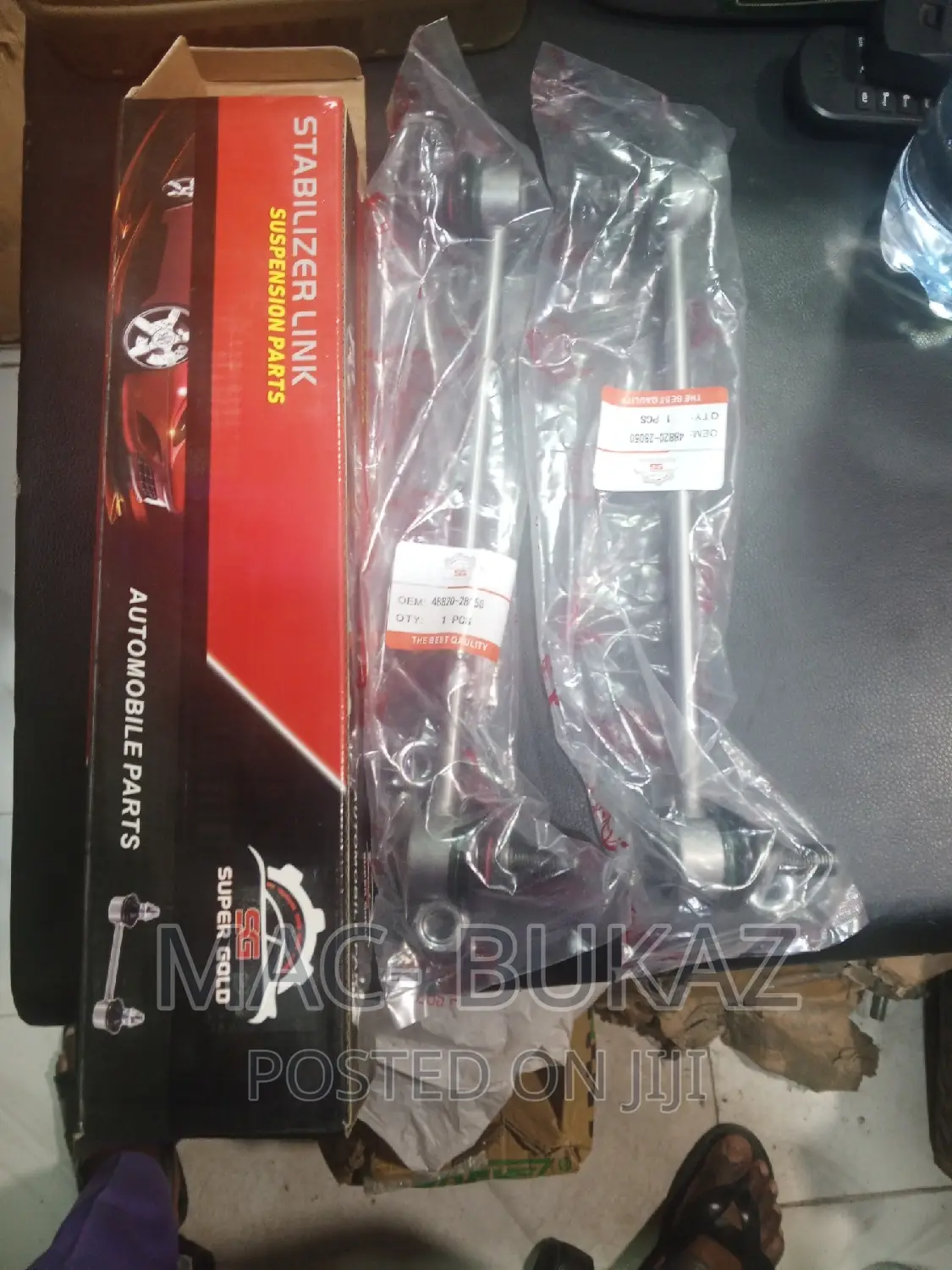 Front Stabilizer Linkage Toyota Venza (Super Gold) in Lekki Vehicle Parts & Accessories, Mac