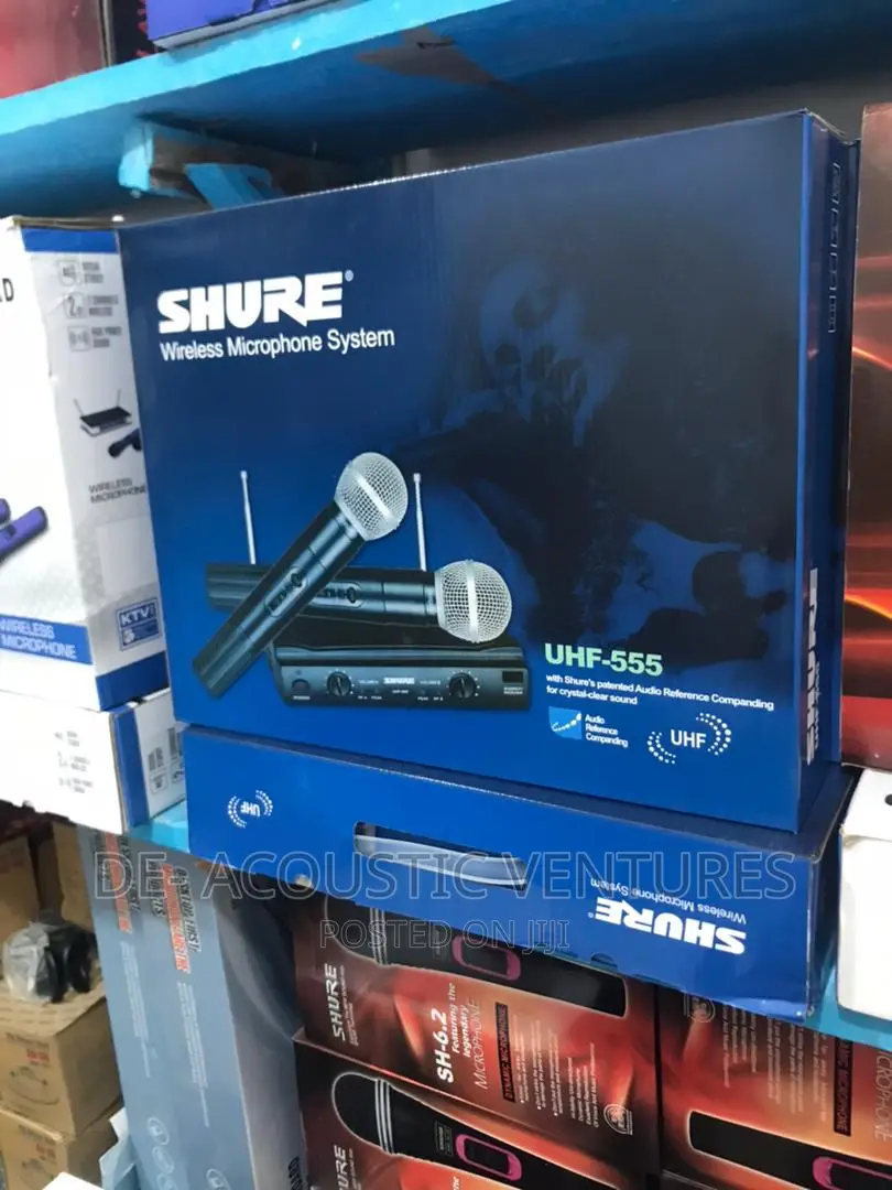 UHF 555 Shure Wireless Microphone in Lekki Audio & Music Equipment