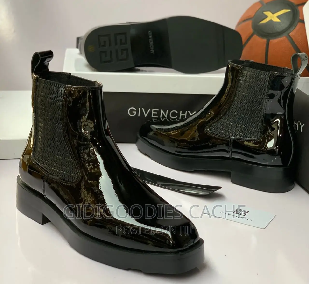Givenchy Chelsea Boots in Lagos Island (Eko) Shoes, Oluwatobi Gidigoodies Jiji.ng