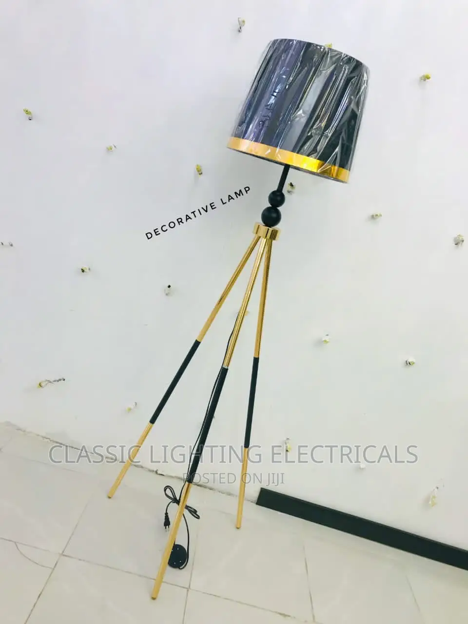 European Style Iron Floor Lamp Bedroom Bedside Triangle Sofa in Ojo