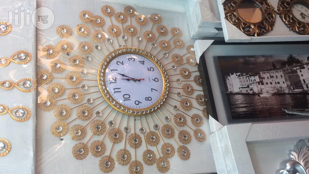 Golden Unique Wall Clock . in Lagos Island (Eko) Home Accessories