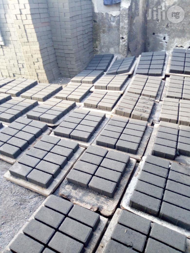 Road Paving Stone 8 Cm Thickness in Orile Building Materials, Dave