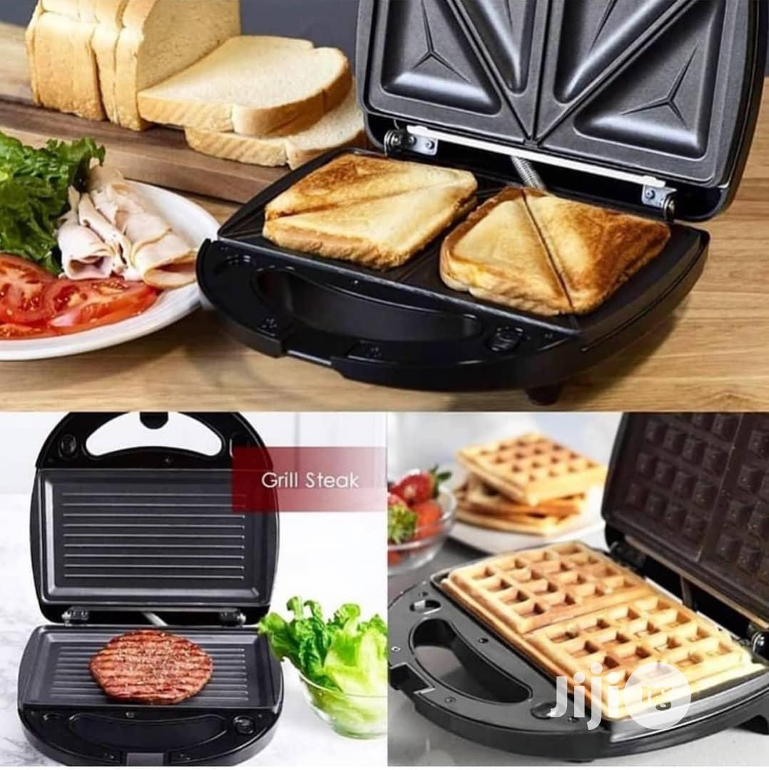 3 in 1 Sokany Sandwich Maker Kt1123 in Ikeja Kitchen Appliances