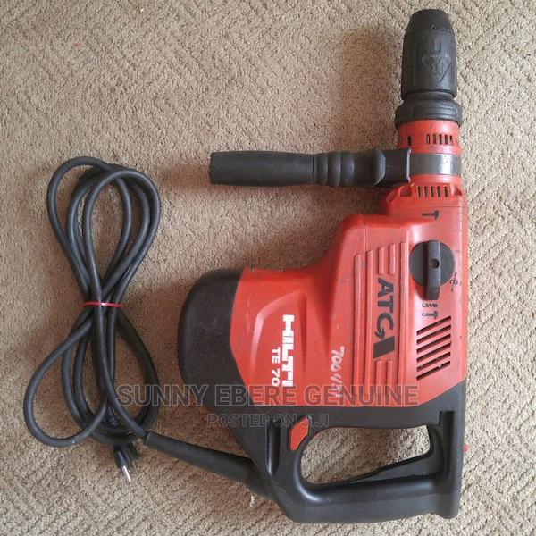 Hilti Te70 Atc/Avr Jack Hammer/ Combihammmer in Lagos Island (Eko