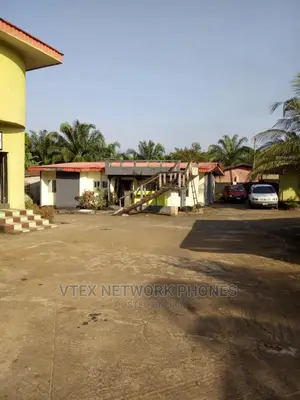 Furnished 10bdrm Chalet in Ikom for sale
