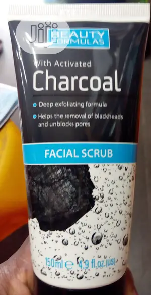 Photo - Beauty Fomulas Charcoal Facial Scrub
