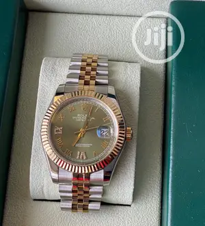 Photo - Gold Rolex Watch