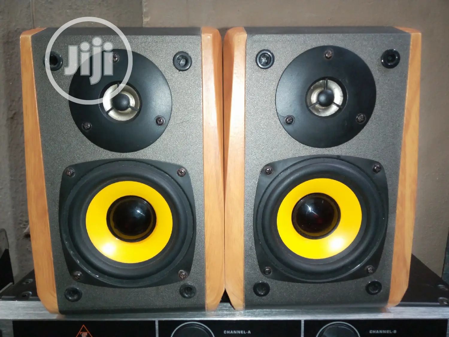 Edifier Monitor It1000 in Ojo Audio & Music Equipment, Ebuka Emmanuel