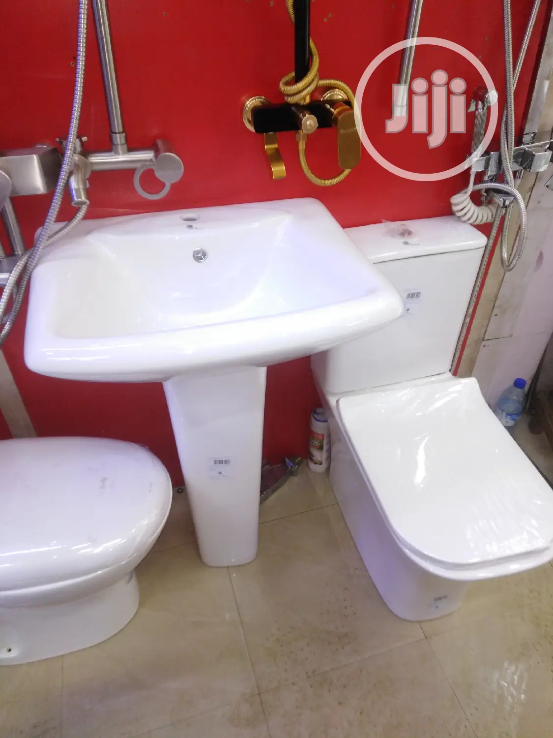 Italian Top Flush Water Closet Toilet in Eko Atlantic Plumbing