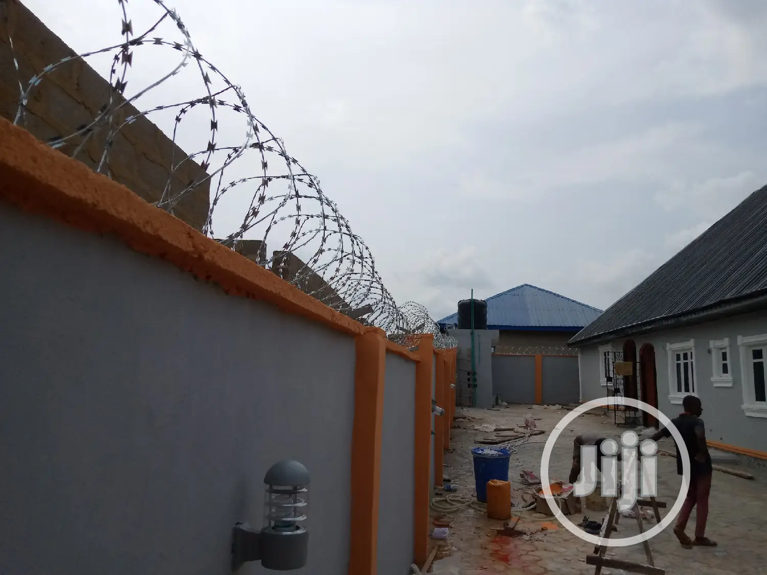 Security Wire; Razor Wire, Barb Wire And Electric Fencewire in