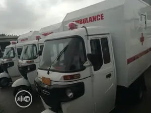 Photo - New Bajaj 2019 White